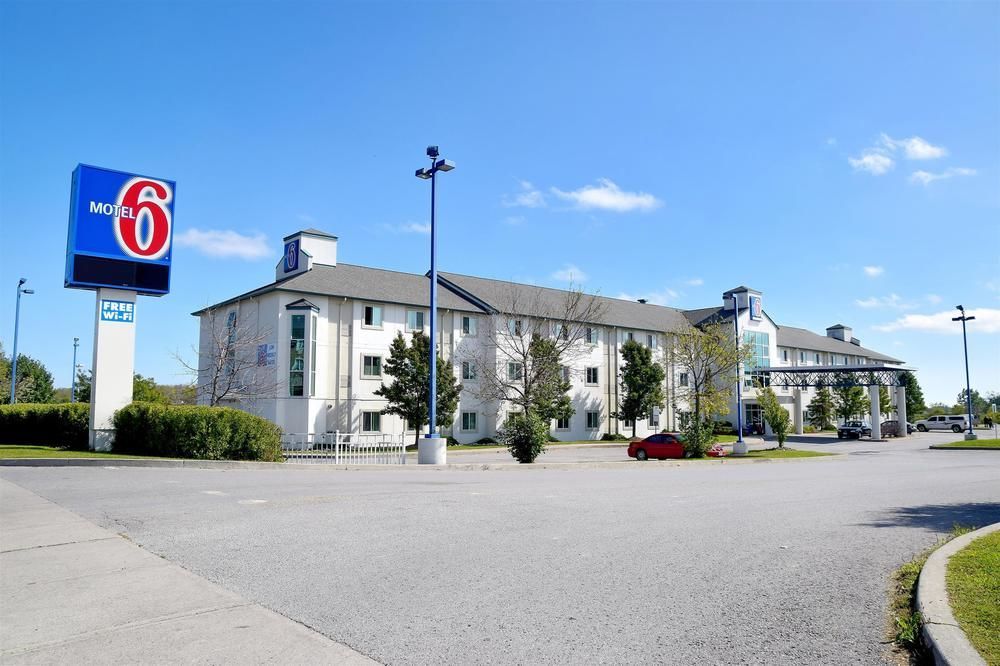 Motel 6-Whitby, On - Toronto East Exterior foto